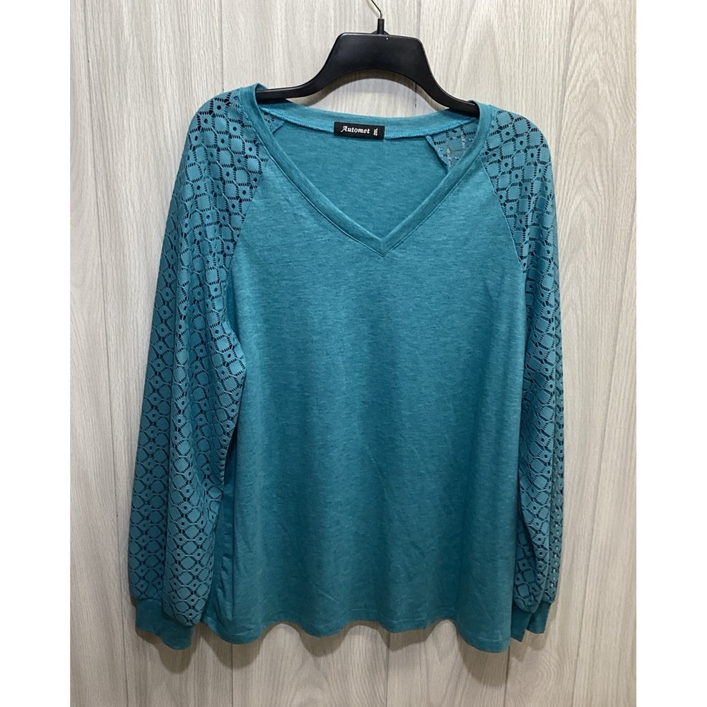 AUTOMET Women's (Size 2XL) Long Sleeve V-Neck Shirt Textured‎ Sleeve